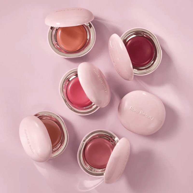 Stay Vulnerable Melting Blush là sản phẩm má kem mới nhất của nhà Rare Beauty